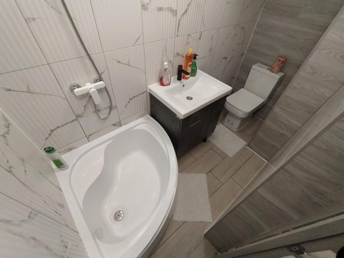 Штефан64 Apartment Chisinau Exterior photo
