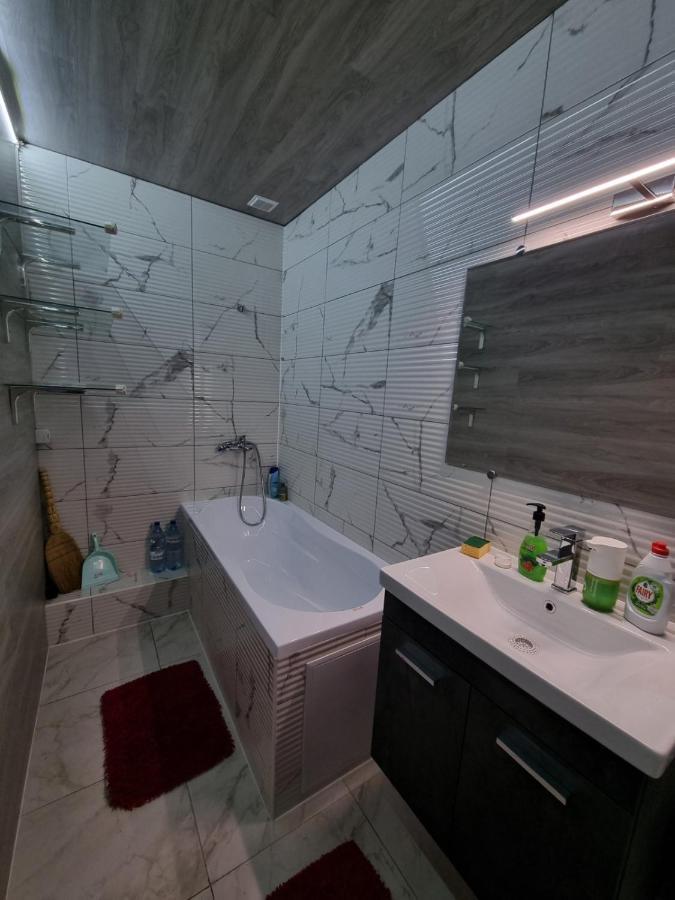 Штефан64 Apartment Chisinau Exterior photo