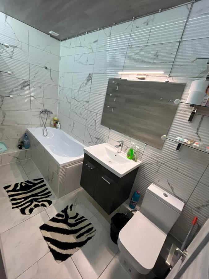 Штефан64 Apartment Chisinau Exterior photo